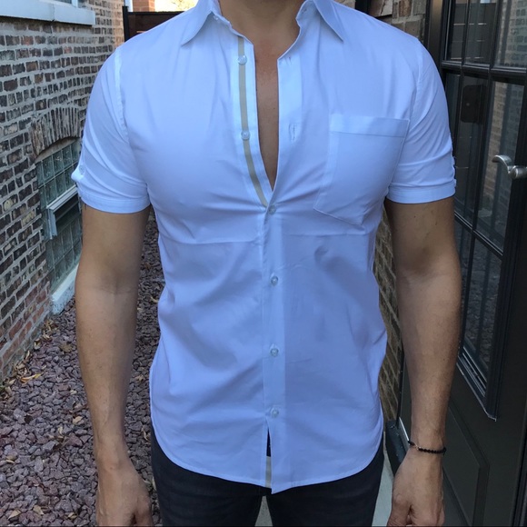Tahari Other - TAHARI Shirt (S)